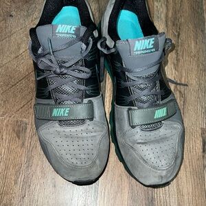 Men’s Nike trainers